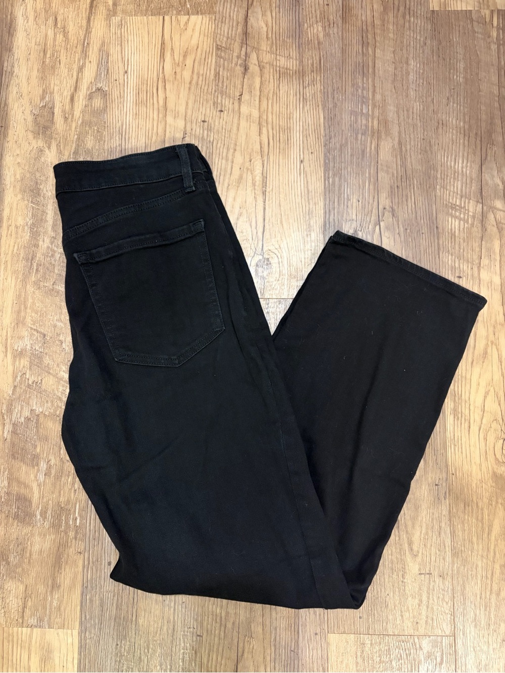 Old Navy Women’s High-Rise Wow Loose Jeans - Picture 2 of 5